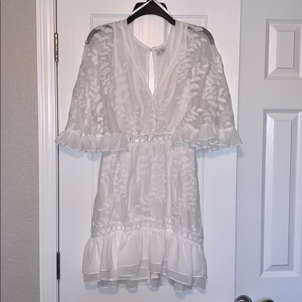 Selfie Leslie Casper Leaf Embroidered white dress